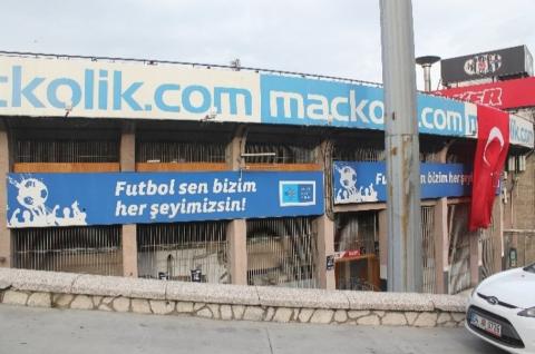 Futbol stadı - kaynak bilinmiyor